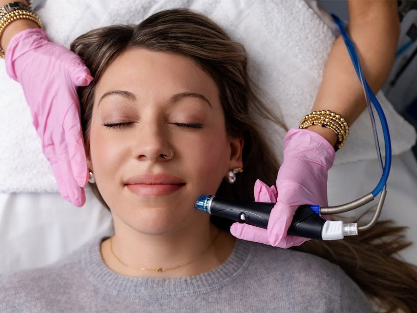 patient gettting a treatment done