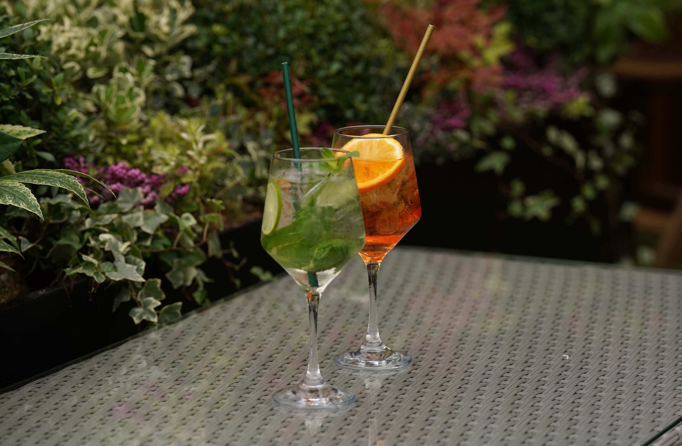 Spritz glasses