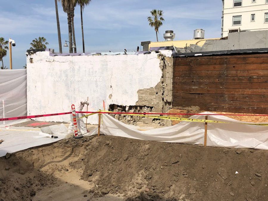 Venice Beach Lead Abatement and Stabilization