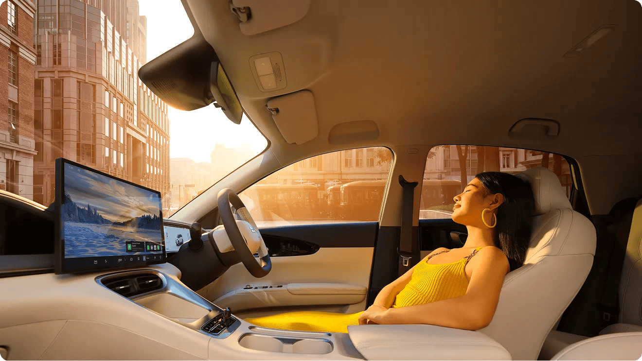 Geely EX2 Joyful Moment 4