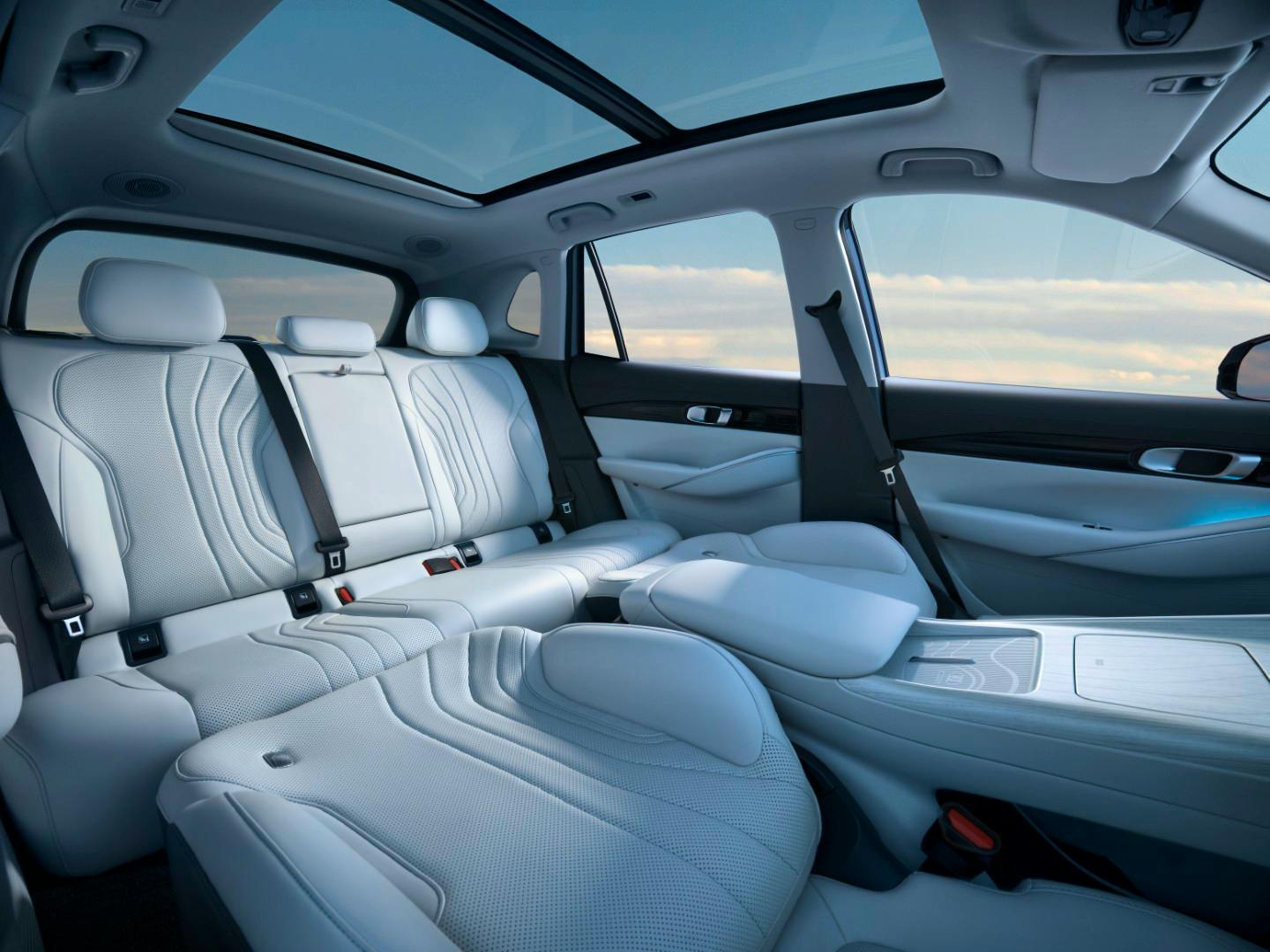 Geely EX5 Sky Views Panoramic Sunroof