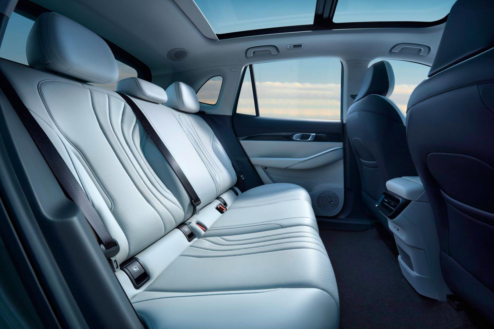 8 Layers Marshmallow-like Seat Comfort