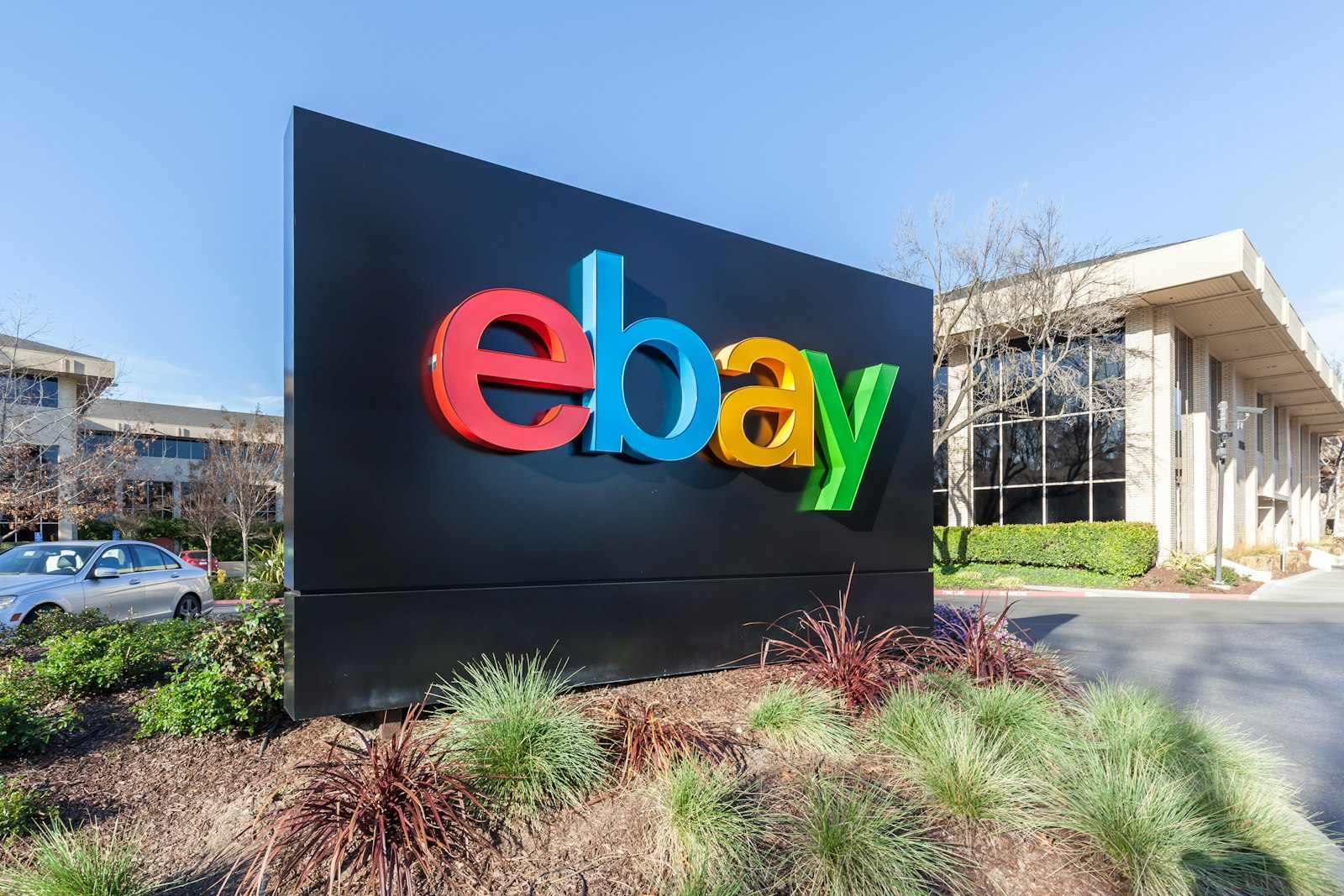 Photo of an eBay sign