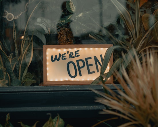 Headless ecommerce CMS