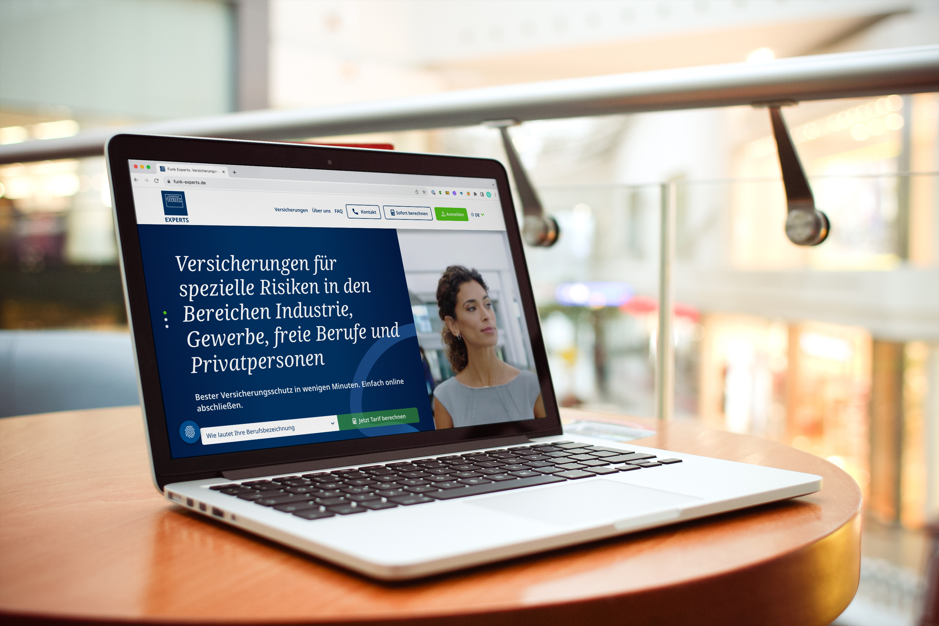 A mock up of the funk-experts.de Website on a laptop