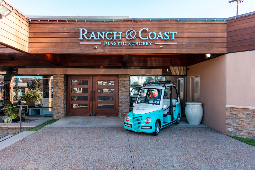 Ranch & Coast Plastic Surgery front entrance