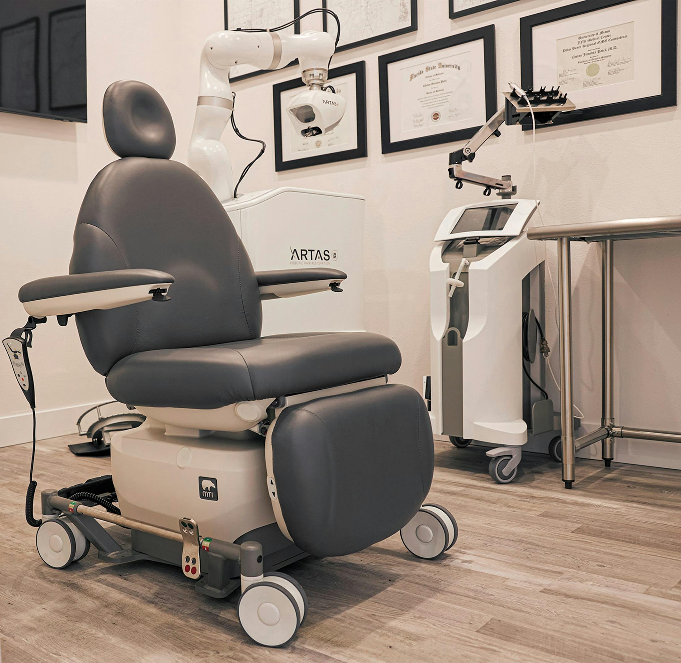 surgical chair