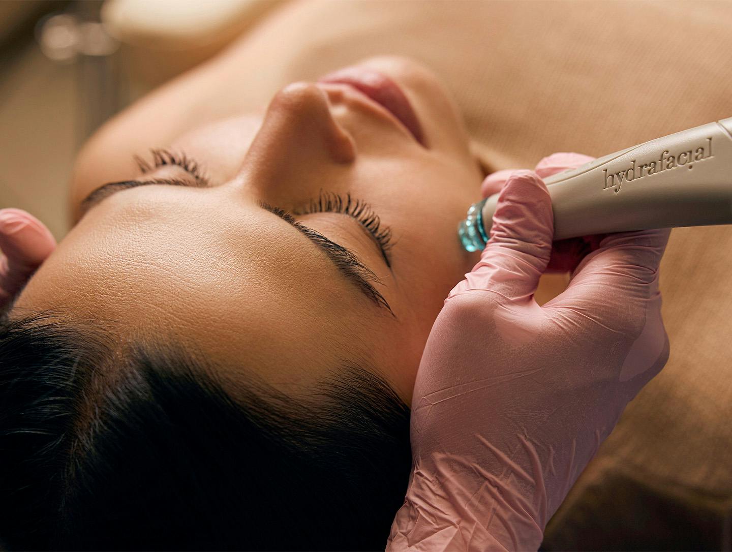 woman getting hydrafacial done