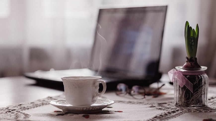 LOS 5 MEJORES TRABAJOS A MEDIO TIEMPO DESDE CASA