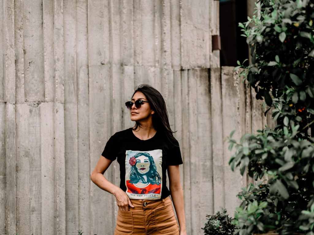 A todas las mujeres allá afuera, tomen las riendas de su dinero