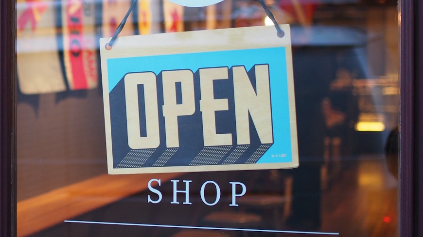 5 Things to Consider When Opening a Business Bank Account