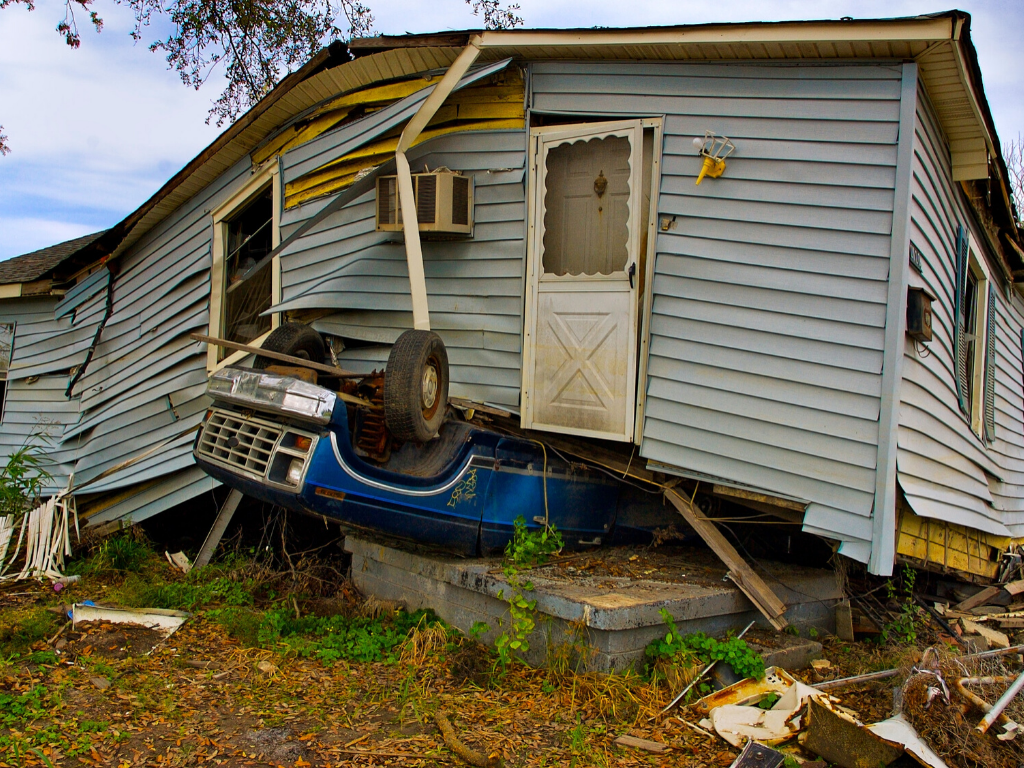 Ultimate Hurricane Prep Guide [2024]
