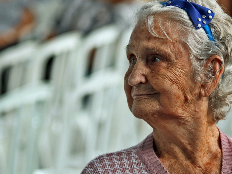 10 Ideas to Celebrate Gorgeous Grandma Day