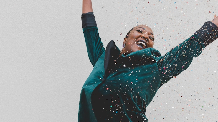 Get Paid Early with the MAJORITY App!