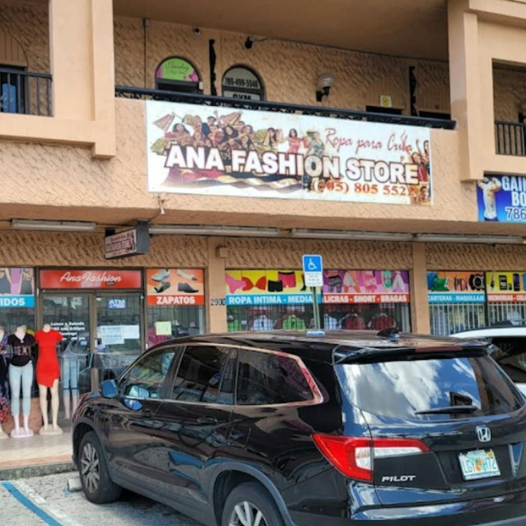5% cashback at Luis Fashion