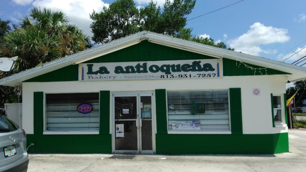 5% cashback at La Antioqueña