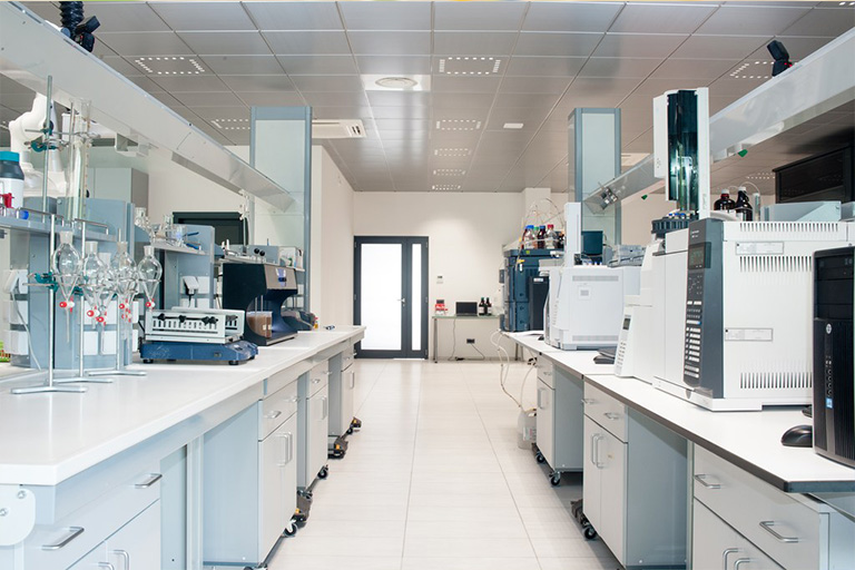 Une photo d'un laboratoire