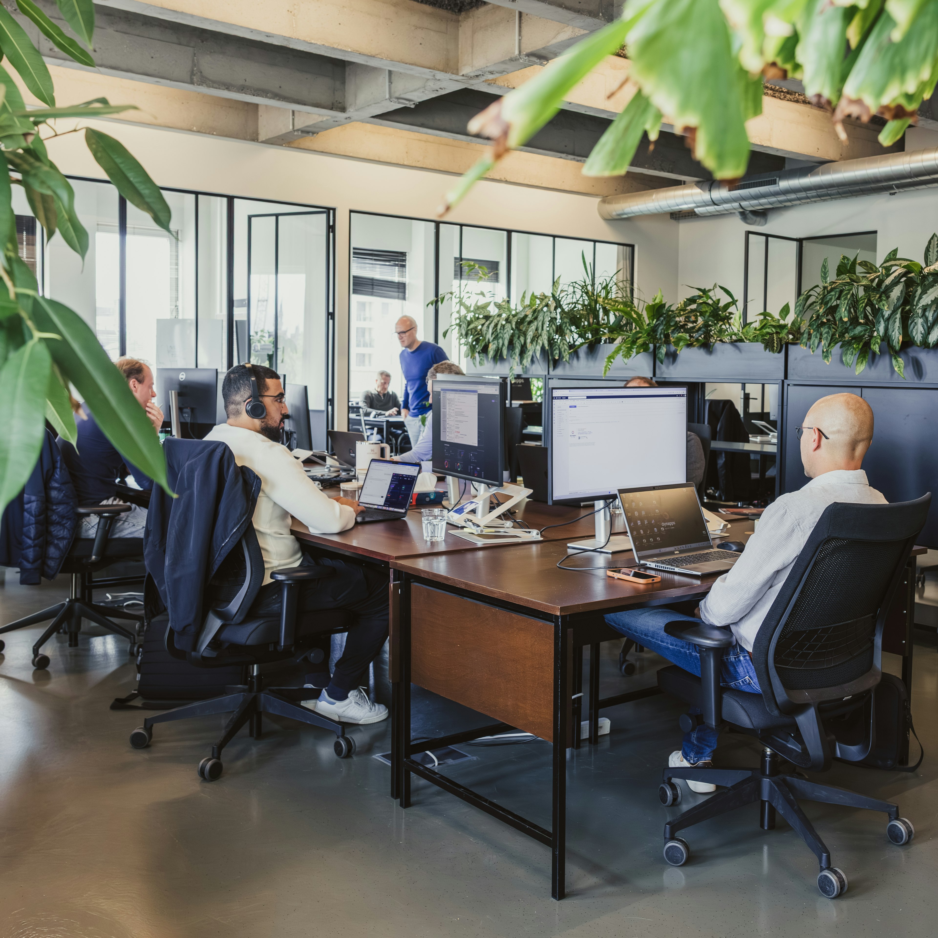 L'équipe Dynapps au bureau