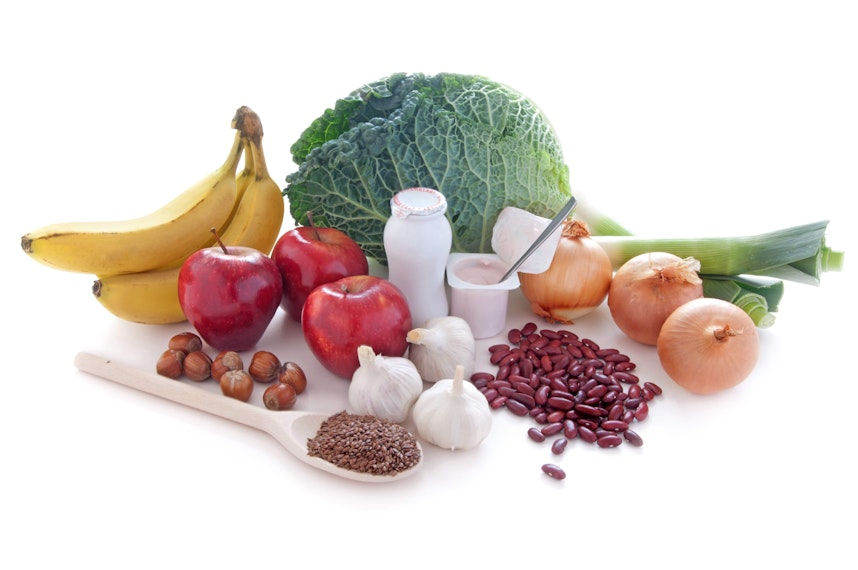 bananas, apples, nuts and seeds, garlic, cabbage, yoghurt, beans and onions 