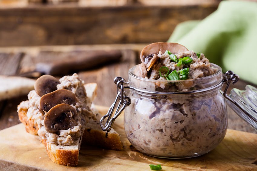 Haute Cuisine Christmas - Wild mushroom pate