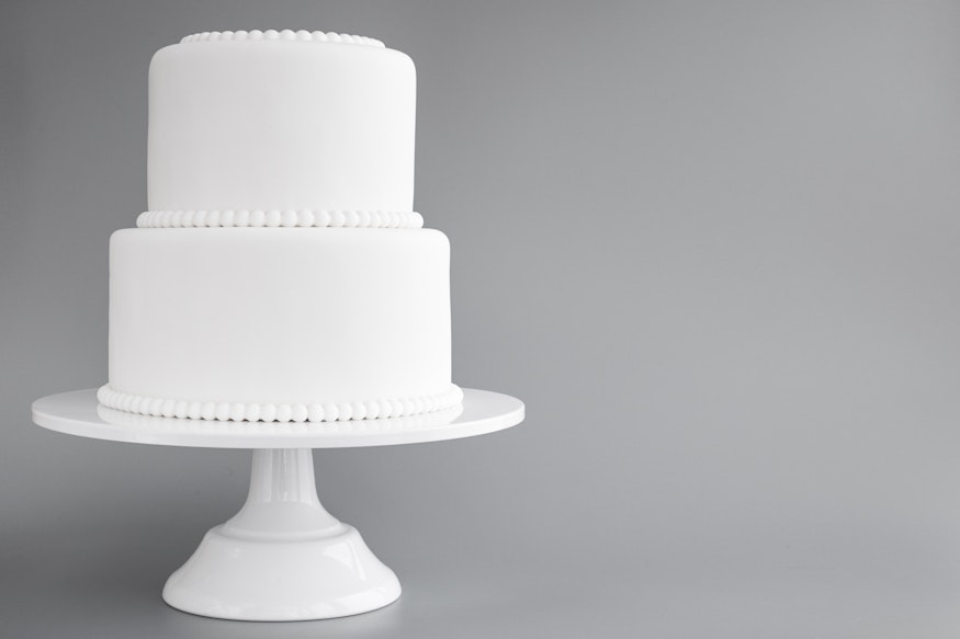 White icing containing Titanium Dioxide White icing containing Titanium Dioxide