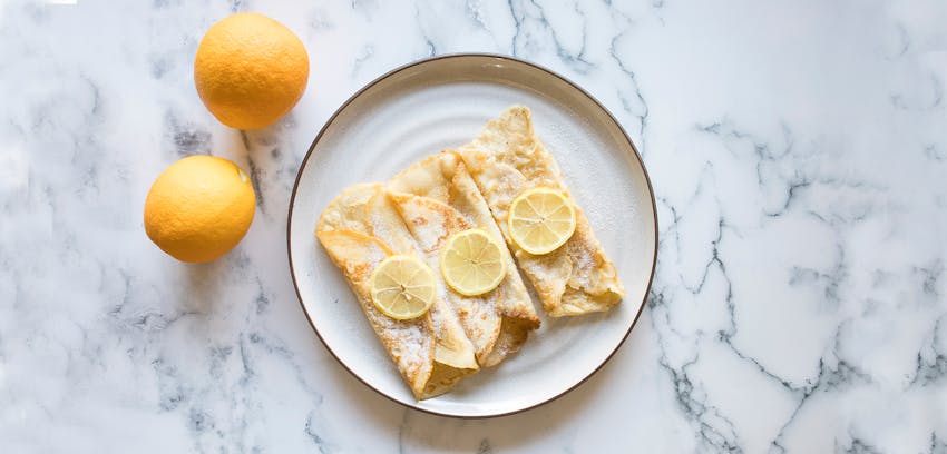 Everything you need to know about pancakes - crepes with lemon and sugar