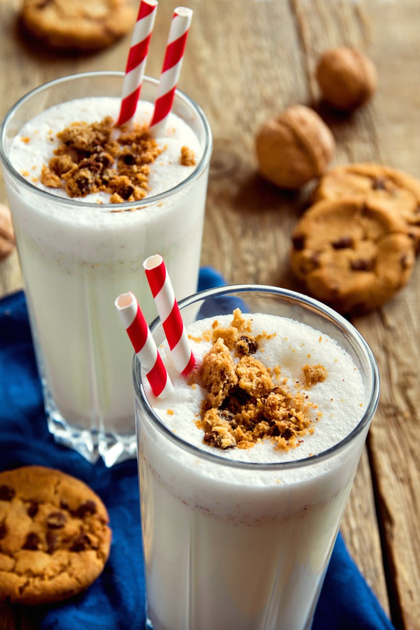 Best biscuits to keep in the kitchen - chocolate chip cookie milkshakes