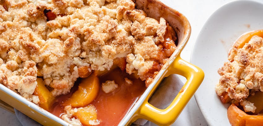 Easy summer desserts - Peach Cobbler