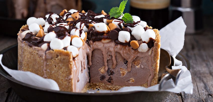 Easy summer desserts - Ice Cream Cake