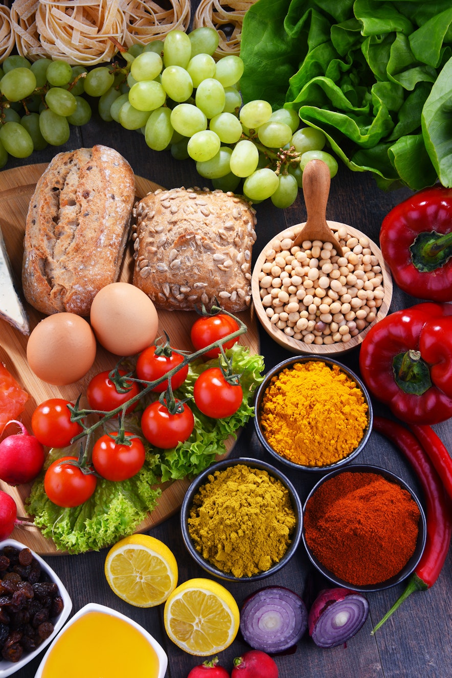 What's the difference between vegetarian and vegan? Vegetarian food