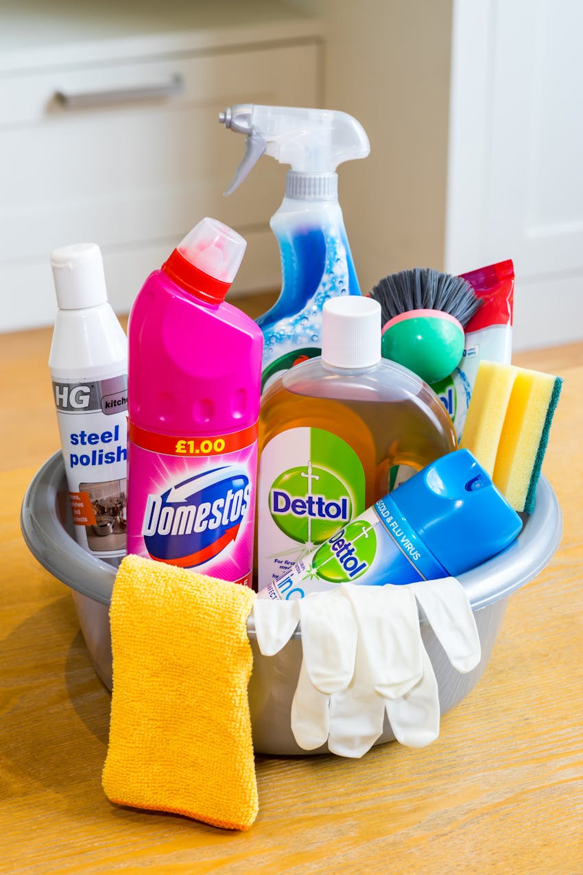 Food Safety Cheat Sheet - Cleaning - Cleaning Products