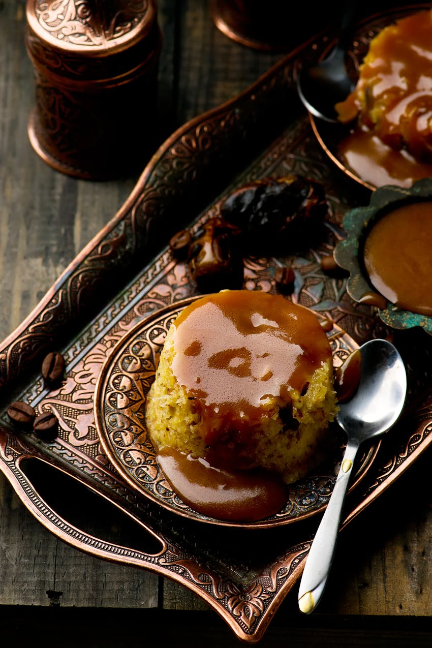 Sticky toffee pudding… easy and delicious tips! - Individual sticky toffee puddings