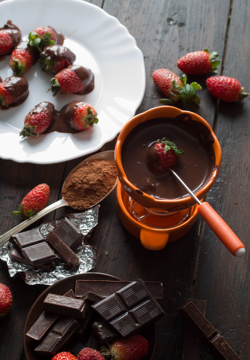 Most romantic foods - chocolate fondue