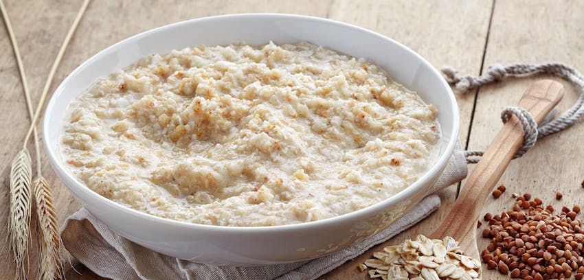 The best food and drinks for sleep - Porridge