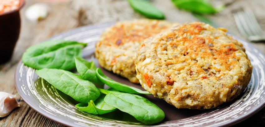 Best carrot recipes - Carrot and lentil burgers
