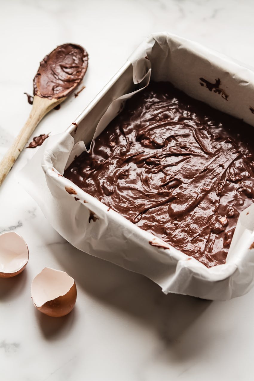 Baking hacks and top tips - correct brownie tin