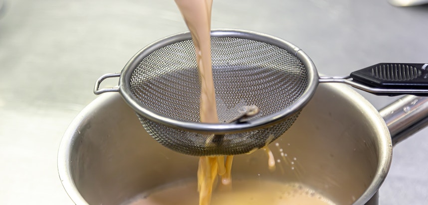 What is gravy - gravy boat - sieving gravy What is gravy - gravy boat - sieving gravy