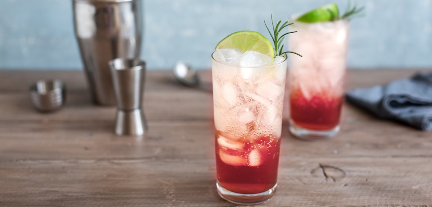Christmas cocktails - Sloe gin fizz Christmas cocktails - Sloe gin fizz