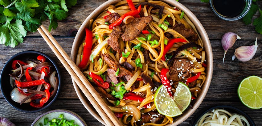 Best beef dishes in the world - Beef chow mein