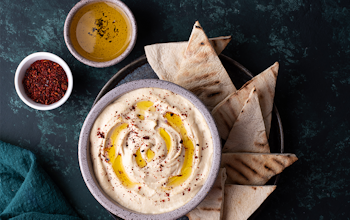 Hummus ingredients, top tips and more… Hummus ingredients, top tips and more…