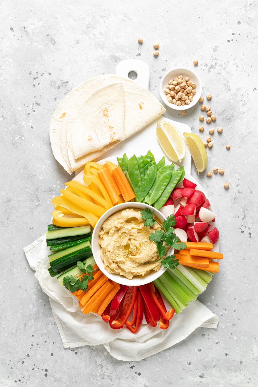 Hummus ingredients - hummus with crudites