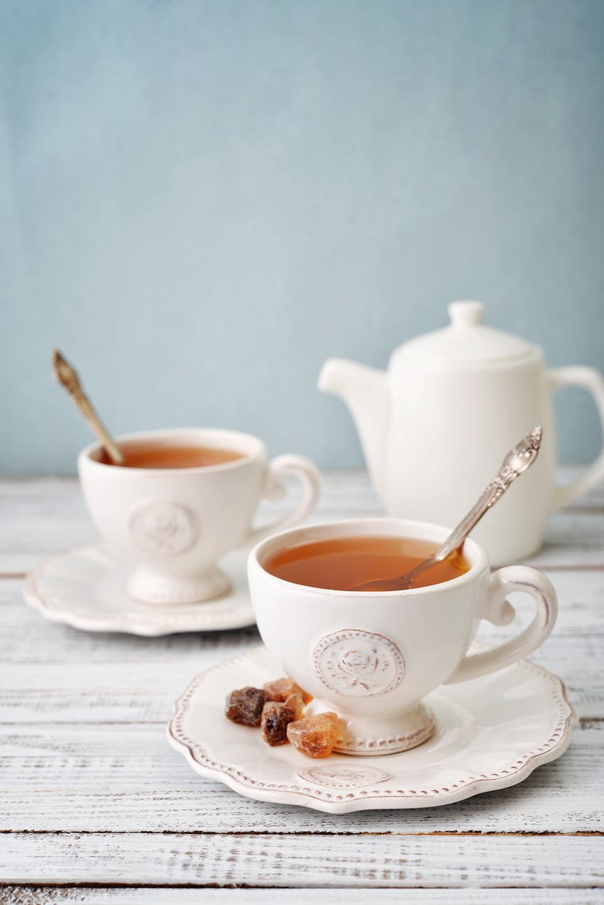 What to serve for cream tea - tea pot and tea