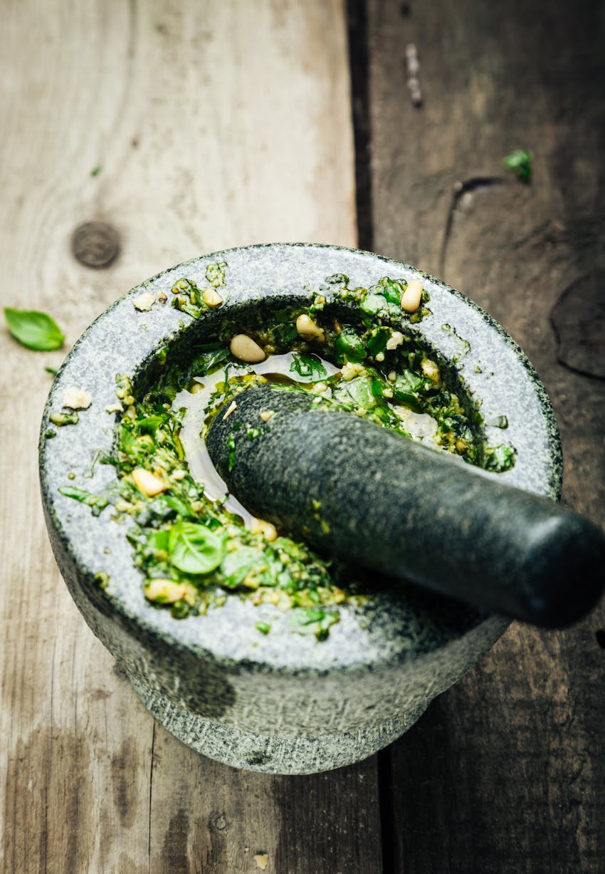 Easy summer soups - Pistou in pestle and mortar