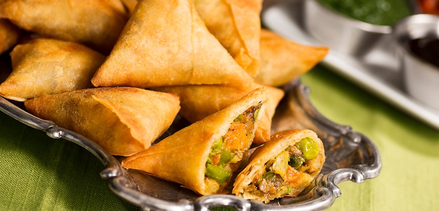 Best curry side dishes - samosas