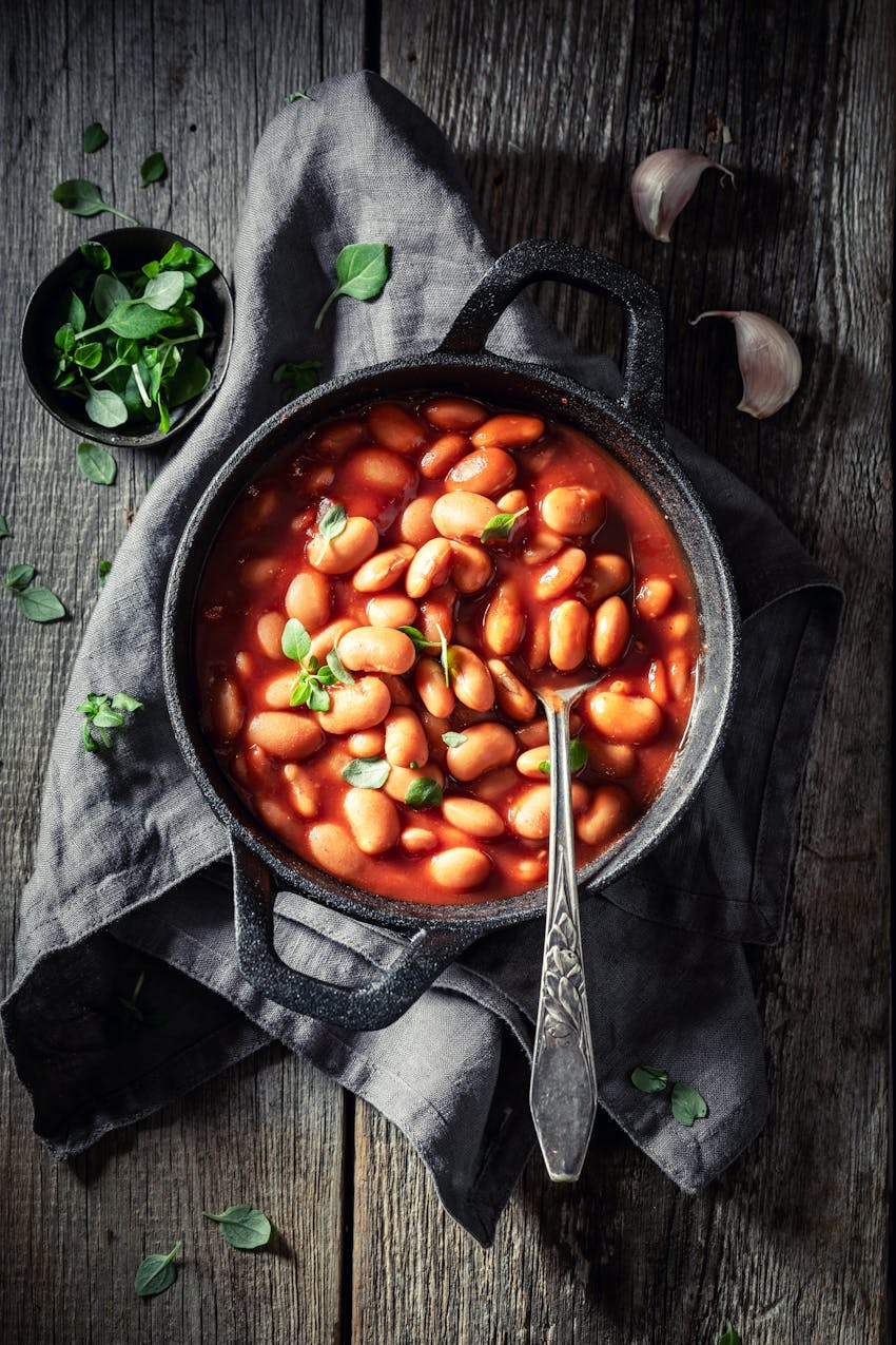 Easy things to cook over a fire - spicy campfire beans in bowl