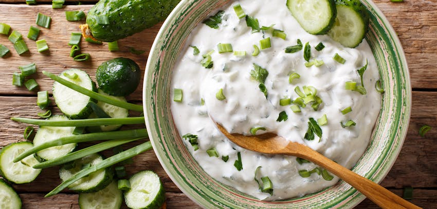 What are different kinds of dips? Tzazsiki