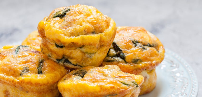 Best food and drink to take to the beach - Spinach and cheddar muffins