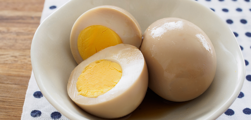 Best food and drink to take to the beach - Hard boiled eggs Best food and drink to take to the beach - Hard boiled eggs