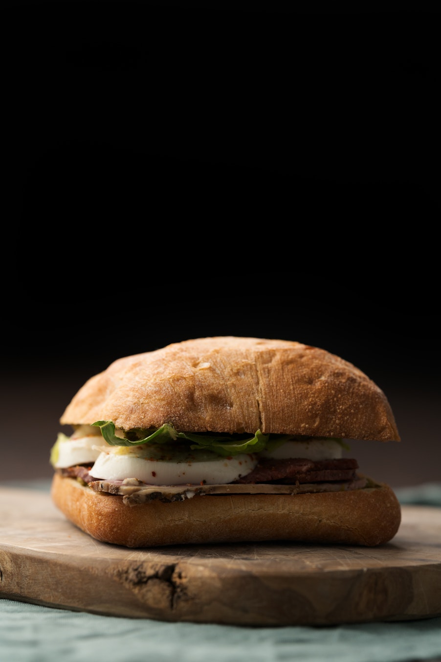 Which is the best type of burger bun? Ciabatta bun with filling Which is the best type of burger bun? Ciabatta bun with filling