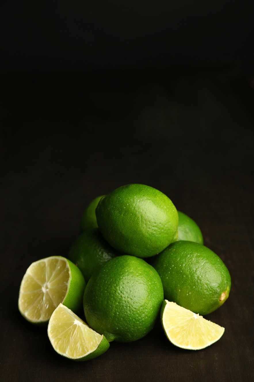 Guacamole ingredients and top tips - limes